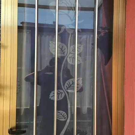 La Rosa Rossa Bed & Breakfast