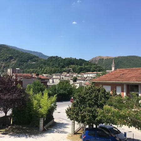 La Rosa Rossa Bed & Breakfast 3*